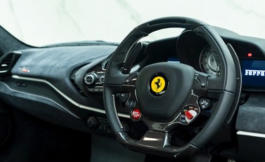 Ferrari 488 Pista 9