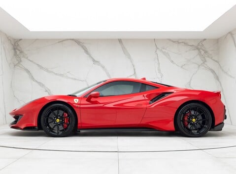 Ferrari 488 Pista 2