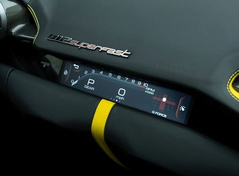Ferrari 812 Superfast 16