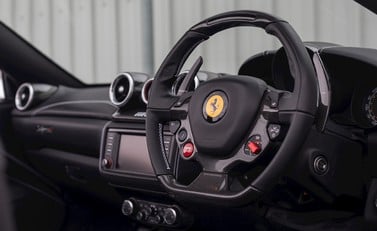 Ferrari California T 13