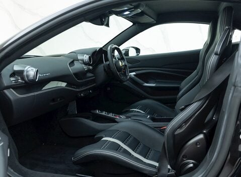 Ferrari F8 Tributo 13