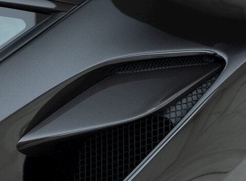 Ferrari F8 Tributo 21