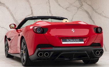 Ferrari Portofino 4