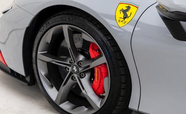 Ferrari SF90 Stradale Stradale Tailor Made Ispirazioni 26