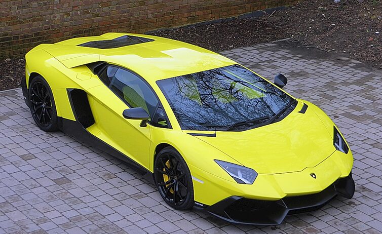 Used Lamborghini Aventador LP720-4 50th Anniversary for sale | Giallo ...