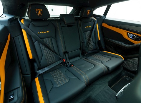 Lamborghini Urus S 12