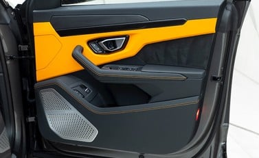 Lamborghini Urus S 20
