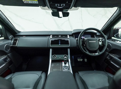 Land Rover Range Rover Sport 5.0 SVR Carbon Edition 17
