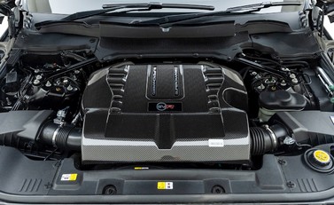 Land Rover Range Rover Sport 5.0 SVR Carbon Edition 36
