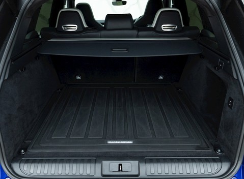 Land Rover Range Rover Sport 5.0 SVR Carbon Edition 34