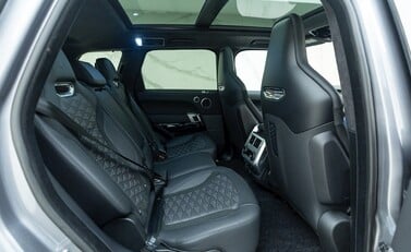 Land Rover Range Rover Sport 5.0 SVR 13