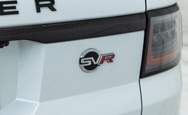 Land Rover Range Rover Sport 5.0 SVR 32