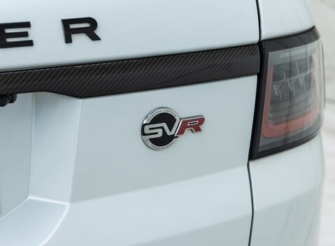 Land Rover Range Rover Sport 5.0 SVR 32