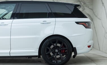 Land Rover Range Rover Sport 5.0 SVR 34