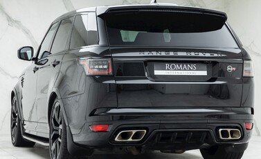 Land Rover Range Rover Sport 5.0 SVR Carbon Edition 3