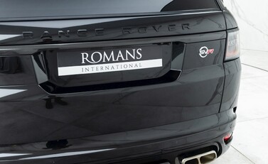 Land Rover Range Rover Sport 5.0 SVR Carbon Edition 27