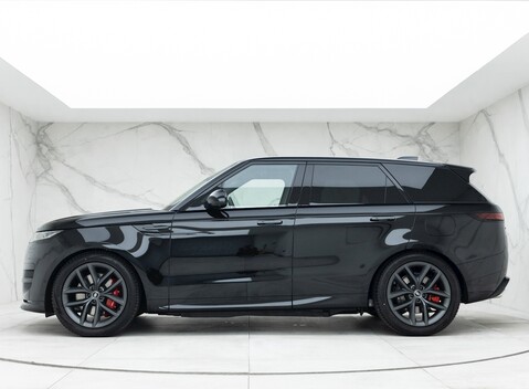 Land Rover Range Rover Sport P440e Dynamic SE 2