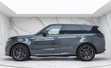 Land Rover Range Rover Sport P440e Dynamic SE 2