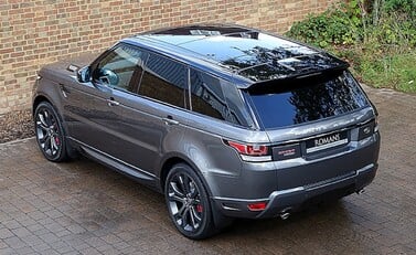 Land Rover Range Rover Sport 4.4 SDV8 Autobiography 11