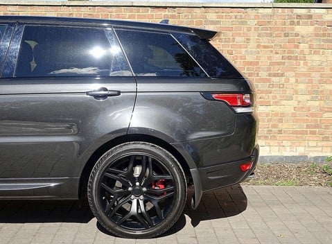 Land Rover Range Rover Sport 5.0 Autobiography Dynamic 10