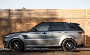 Land Rover Range Rover Sport 5.0 SVR 2