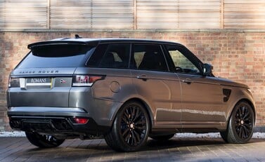 Land Rover Range Rover Sport 5.0 SVR 6