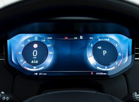 Land Rover Range Rover P530 Autobiography 18