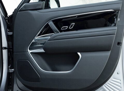 Land Rover Range Rover P530 Autobiography 22