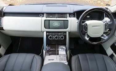 Land Rover Range Rover 4.4 SDV8 Autobiography LWB 3