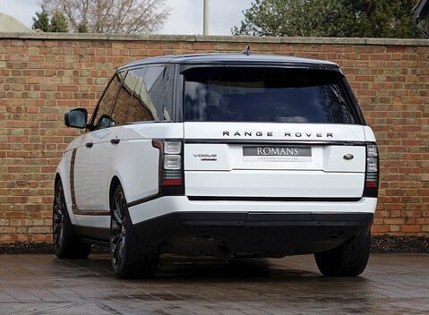 Land Rover Range Rover 4.4 SDV8 Vogue 8