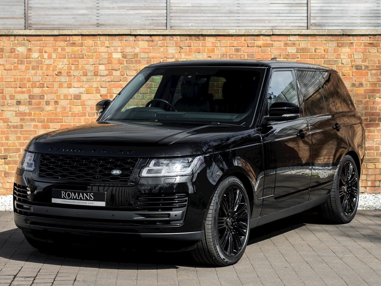 Triple black range outlet rover