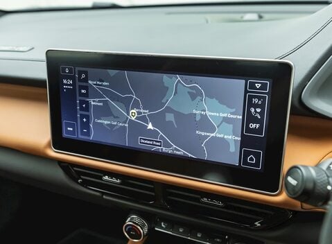 Lotus Emira V6 FIRST EDITION 17