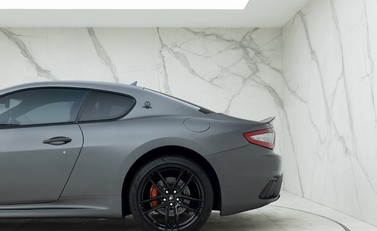 Maserati Granturismo MC 33