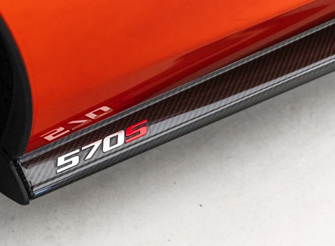 McLaren 570S 25