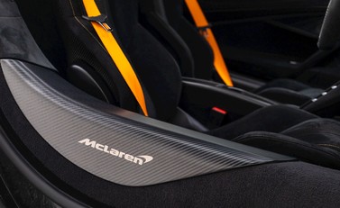 McLaren 765LT 20
