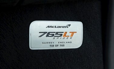 McLaren 765LT Spider 22
