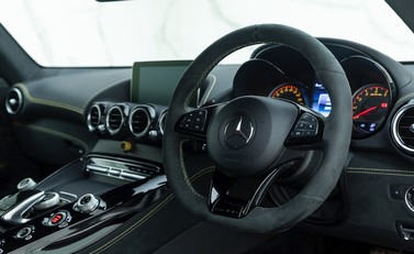 Mercedes-Benz Amg GT GT R Premium 9