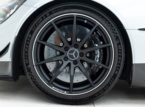 Mercedes-Benz Amg GT GT Black Series 20