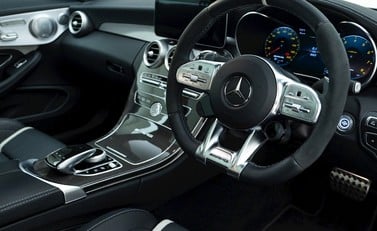 Mercedes-Benz C Class C63 S Night Edition 9