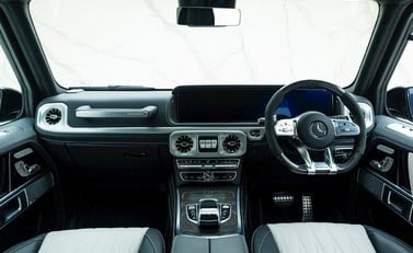 Mercedes-Benz G Class G63 Carbon Edition 16