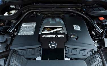 Mercedes-Benz G Class G63 Carbon Edition 28