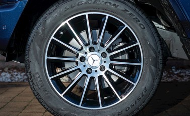 Mercedes-Benz G Series AMG Line 10