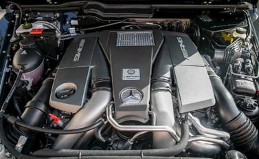 Mercedes-Benz G Series AMG 28