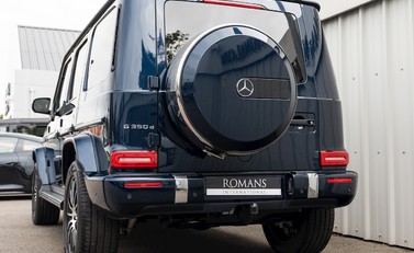 Mercedes-Benz G Series AMG Line Premium 29