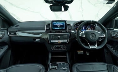 Mercedes-Benz GLE 63 S 4MATIC Night Edition 18