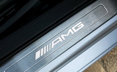 Mercedes-Benz Amg GT GT S 15