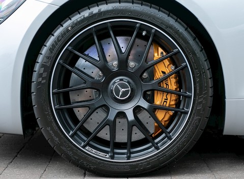 Mercedes-Benz Amg GT GT S 10