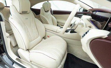 Mercedes-Benz S Class S63 Coupe 10