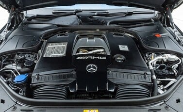 Mercedes-Benz S Class S63 Coupe 22