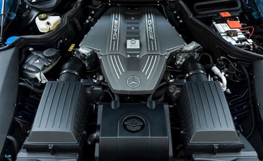 Mercedes-Benz SLS AMG 25